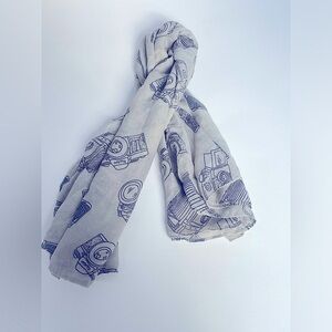 Women’s Scarf Camera Graphics